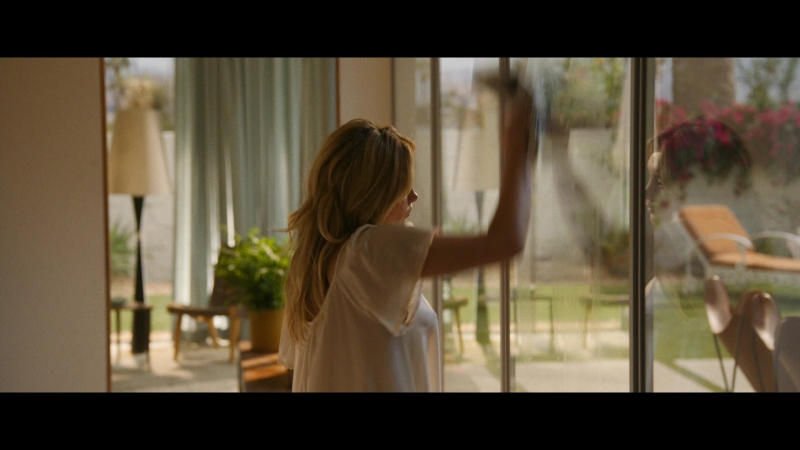 Dont_Worry_Darling_2022_1080p_BluRay__05600.jpg