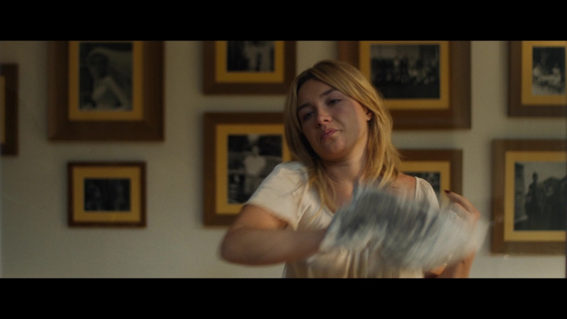 Dont_Worry_Darling_2022_1080p_BluRay__05613.jpg