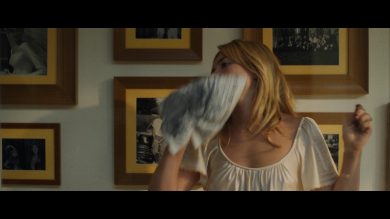 Dont_Worry_Darling_2022_1080p_BluRay__05665.jpg