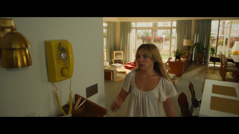 Dont_Worry_Darling_2022_1080p_BluRay__05762.jpg