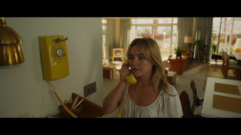 Dont_Worry_Darling_2022_1080p_BluRay__05779.jpg