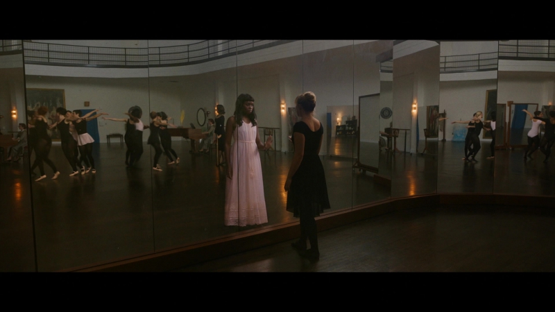 Dont_Worry_Darling_2022_1080p_BluRay__05981.jpg