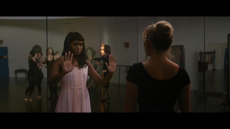 Dont_Worry_Darling_2022_1080p_BluRay__06007.jpg