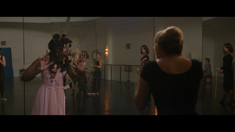 Dont_Worry_Darling_2022_1080p_BluRay__06050.jpg