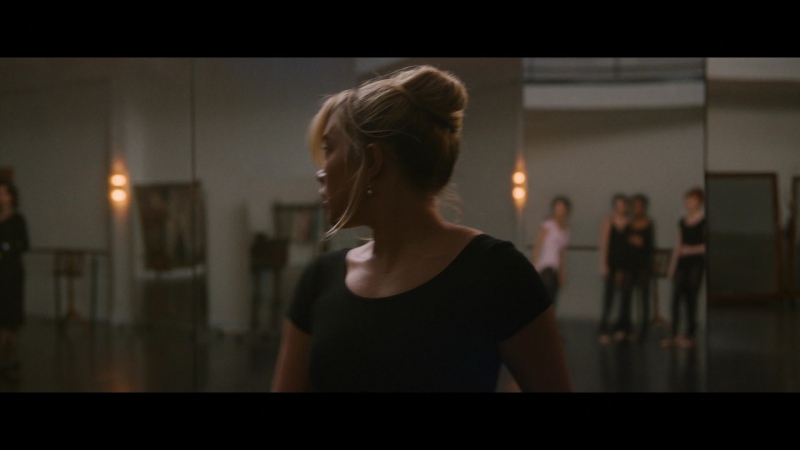 Dont_Worry_Darling_2022_1080p_BluRay__06065.jpg