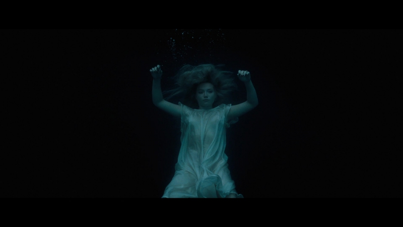 Dont_Worry_Darling_2022_1080p_BluRay__06803.jpg