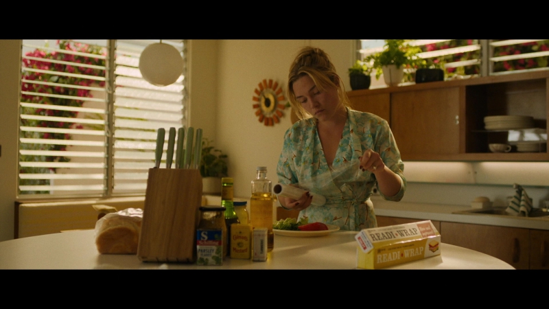 Dont_Worry_Darling_2022_1080p_BluRay__06903.jpg