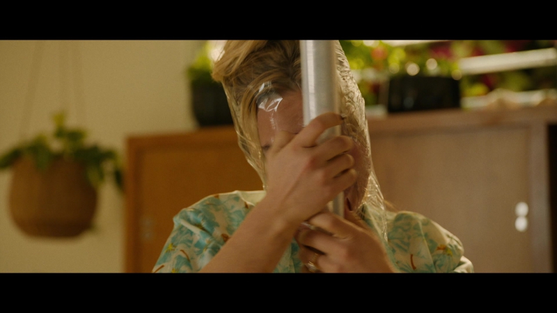 Dont_Worry_Darling_2022_1080p_BluRay__06945.jpg