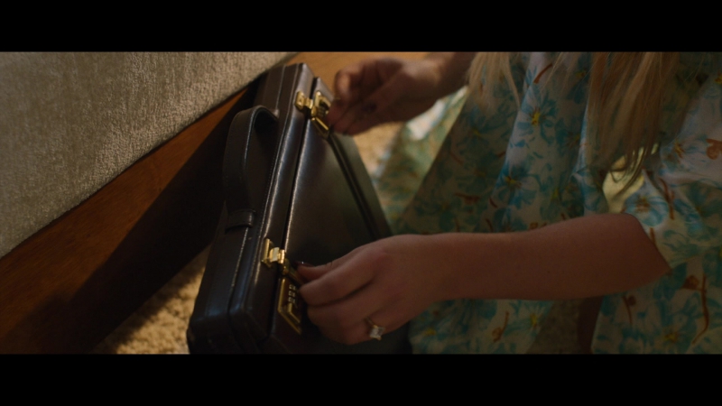 Dont_Worry_Darling_2022_1080p_BluRay__07572.jpg