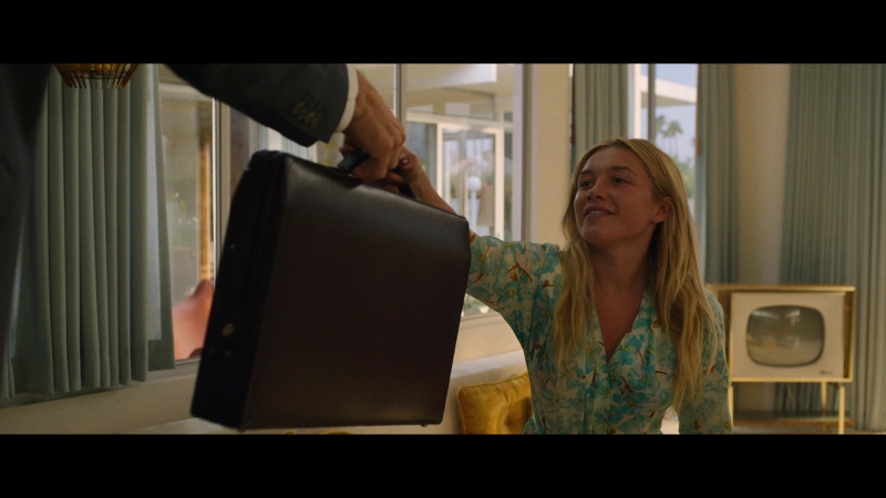 Dont_Worry_Darling_2022_1080p_BluRay__07602.jpg