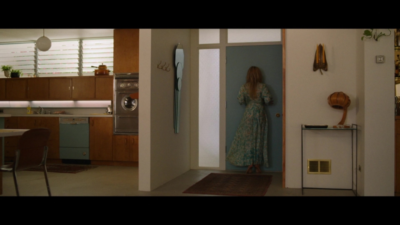 Dont_Worry_Darling_2022_1080p_BluRay__07675.jpg