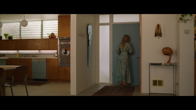 Dont_Worry_Darling_2022_1080p_BluRay__07684.jpg