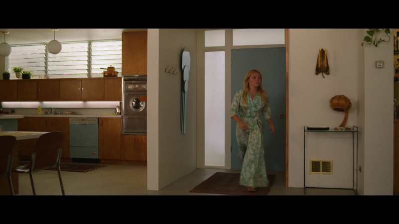 Dont_Worry_Darling_2022_1080p_BluRay__07686.jpg