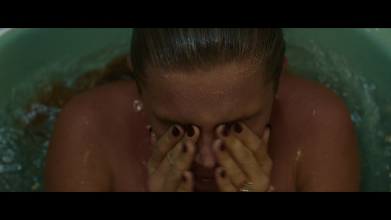 Dont_Worry_Darling_2022_1080p_BluRay__08004.jpg