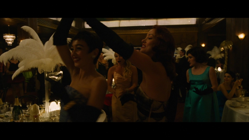 Dont_Worry_Darling_2022_1080p_BluRay__08323.jpg