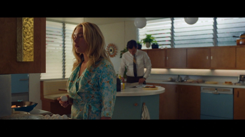Dont_Worry_Darling_2022_1080p_BluRay__09883.jpg