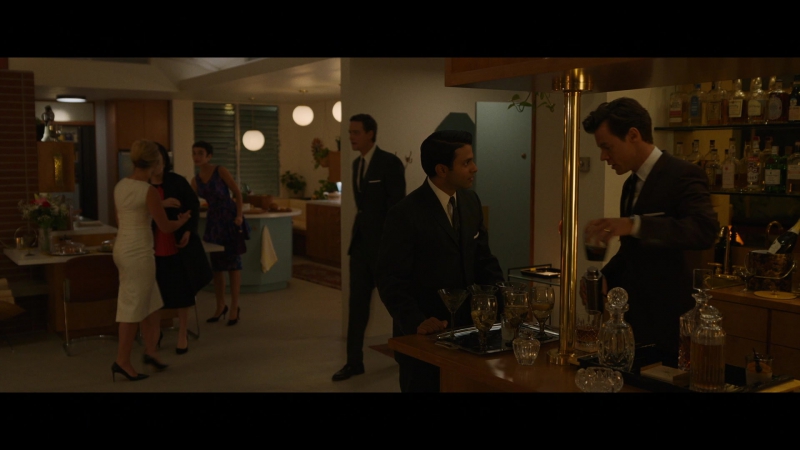 Dont_Worry_Darling_2022_1080p_BluRay__09955.jpg