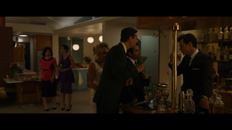 Dont_Worry_Darling_2022_1080p_BluRay__09998.jpg