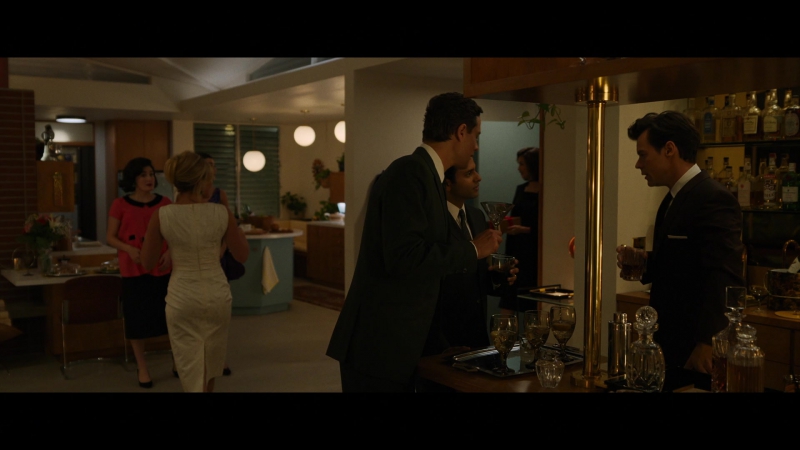 Dont_Worry_Darling_2022_1080p_BluRay__10007.jpg