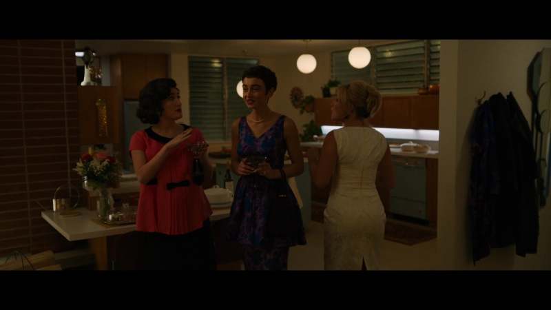 Dont_Worry_Darling_2022_1080p_BluRay__10140.jpg