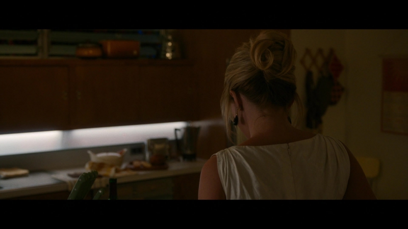 Dont_Worry_Darling_2022_1080p_BluRay__10195.jpg