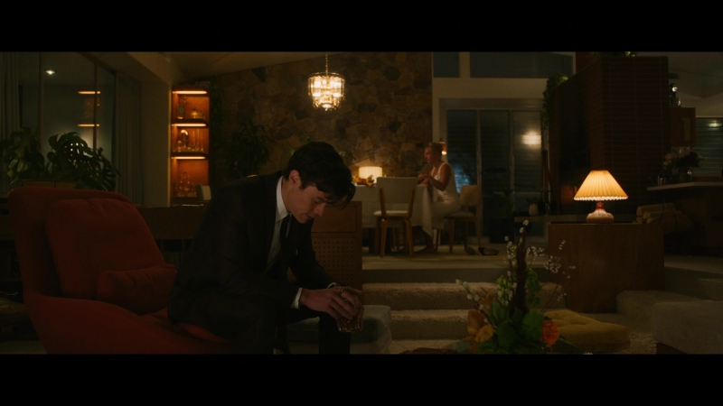 Dont_Worry_Darling_2022_1080p_BluRay__11737.jpg