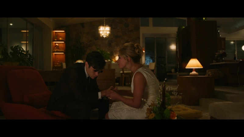 Dont_Worry_Darling_2022_1080p_BluRay__11933.jpg