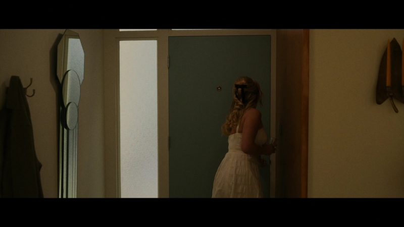 Dont_Worry_Darling_2022_1080p_BluRay__13583.jpg