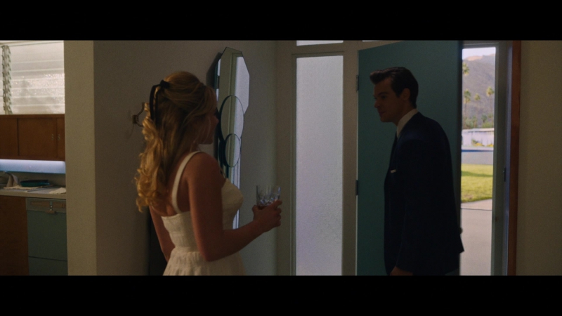 Dont_Worry_Darling_2022_1080p_BluRay__13592.jpg
