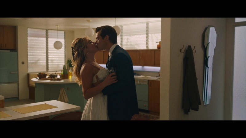 Dont_Worry_Darling_2022_1080p_BluRay__13611.jpg