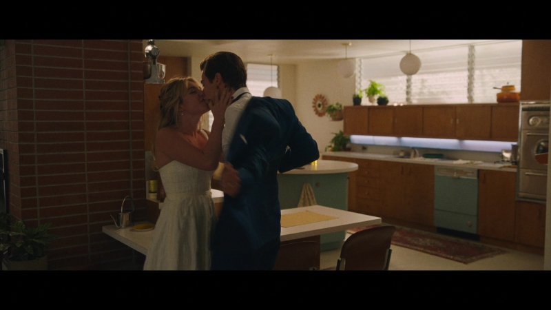 Dont_Worry_Darling_2022_1080p_BluRay__13633.jpg