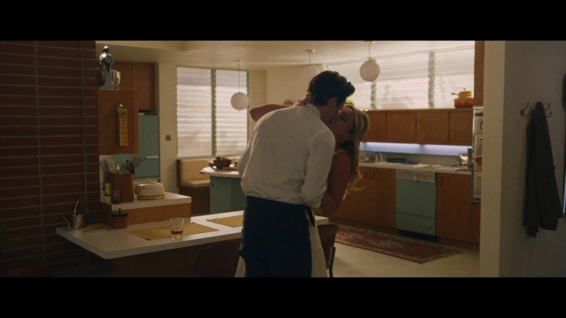 Dont_Worry_Darling_2022_1080p_BluRay__13650.jpg