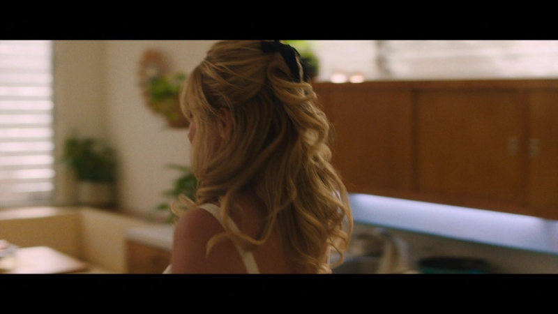 Dont_Worry_Darling_2022_1080p_BluRay__13679.jpg