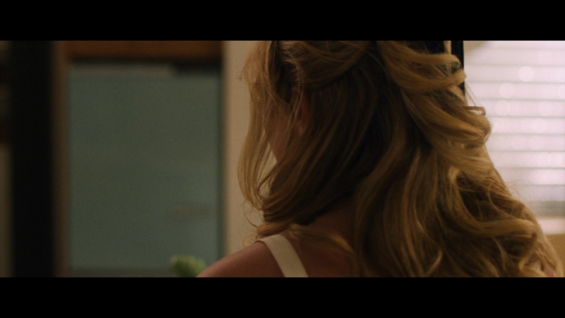 Dont_Worry_Darling_2022_1080p_BluRay__13724.jpg
