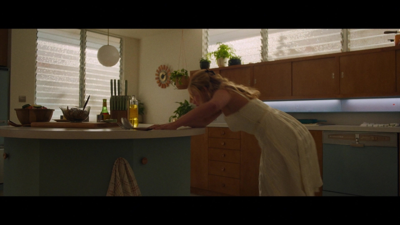 Dont_Worry_Darling_2022_1080p_BluRay__14154.jpg