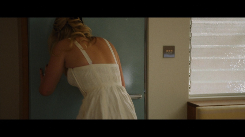 Dont_Worry_Darling_2022_1080p_BluRay__14315.jpg