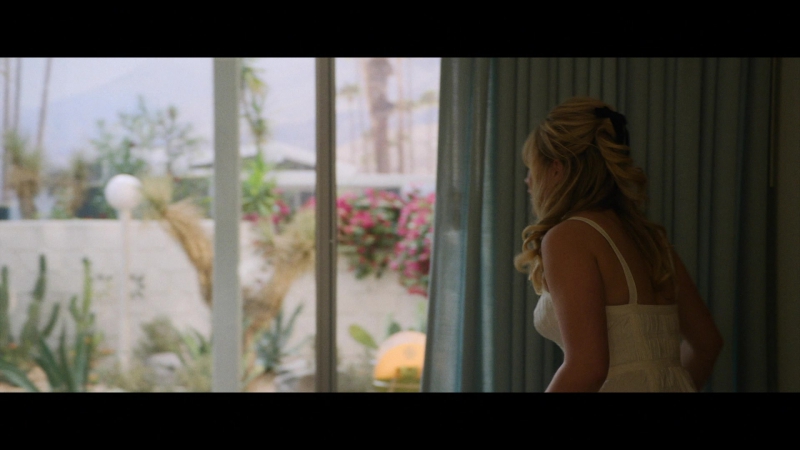Dont_Worry_Darling_2022_1080p_BluRay__14350.jpg