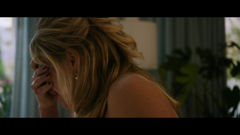 Dont_Worry_Darling_2022_1080p_BluRay__14678.jpg