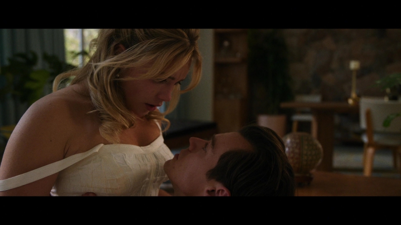 Dont_Worry_Darling_2022_1080p_BluRay__14775.jpg