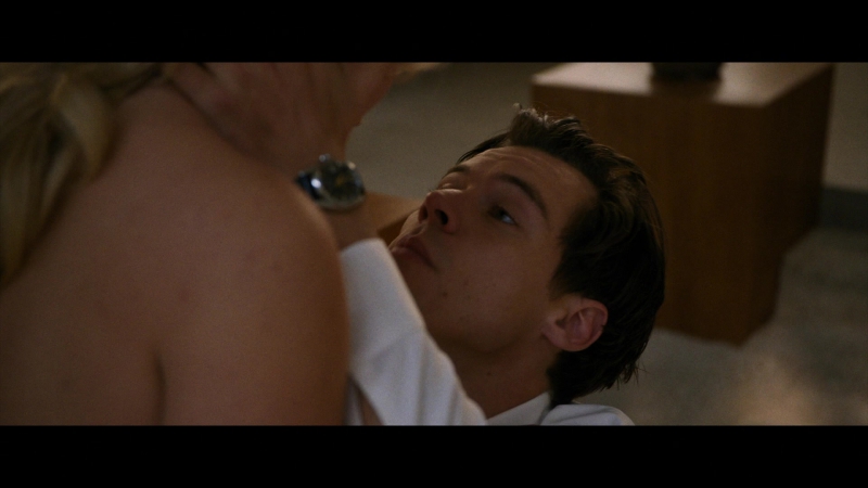 Dont_Worry_Darling_2022_1080p_BluRay__14817.jpg