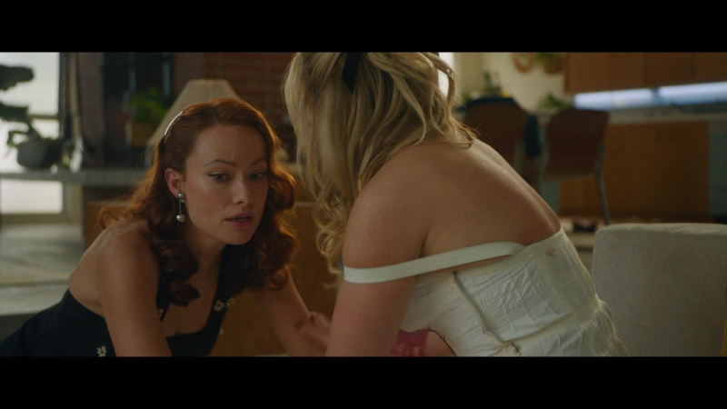 Dont_Worry_Darling_2022_1080p_BluRay__15014.jpg