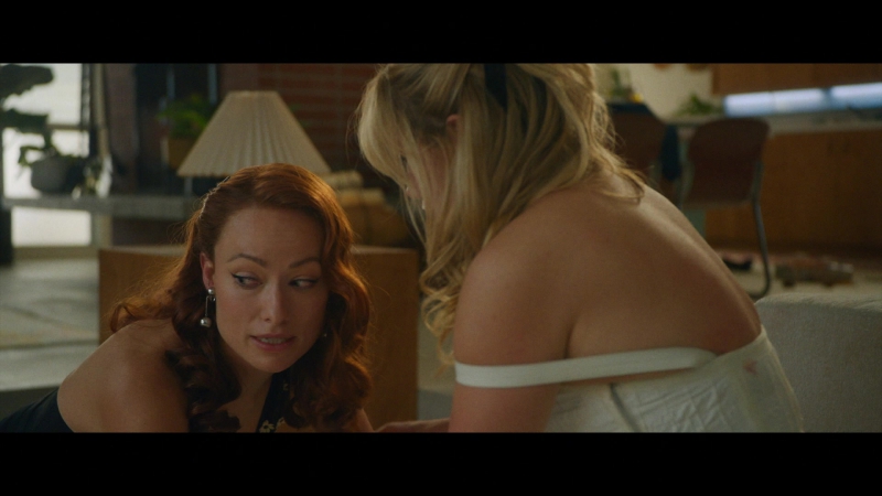Dont_Worry_Darling_2022_1080p_BluRay__15018.jpg