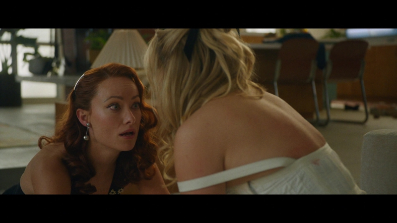Dont_Worry_Darling_2022_1080p_BluRay__15021.jpg