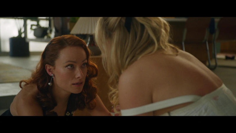 Dont_Worry_Darling_2022_1080p_BluRay__15024.jpg