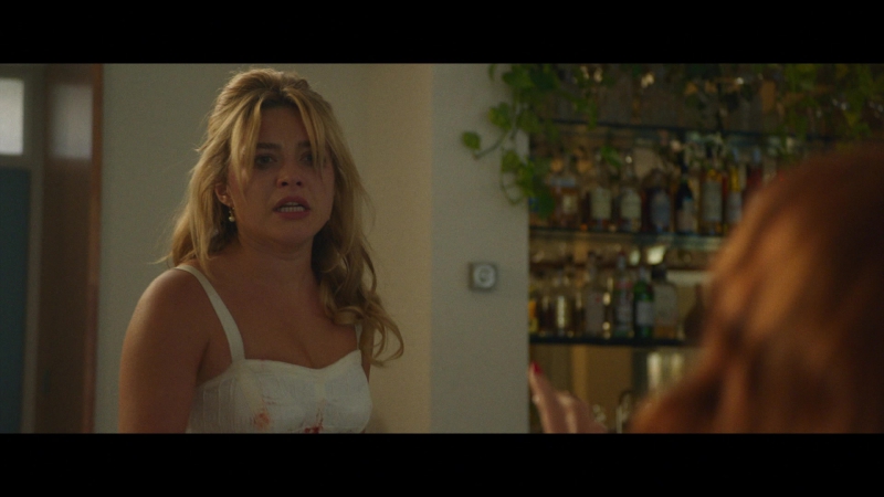 Dont_Worry_Darling_2022_1080p_BluRay__15073.jpg
