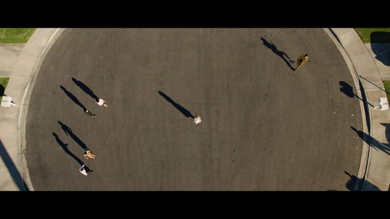 Dont_Worry_Darling_2022_1080p_BluRay__15404.jpg