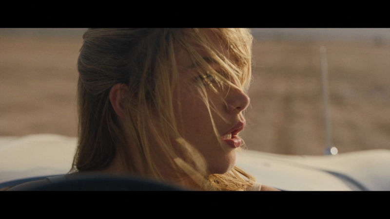 Dont_Worry_Darling_2022_1080p_BluRay__15942.jpg