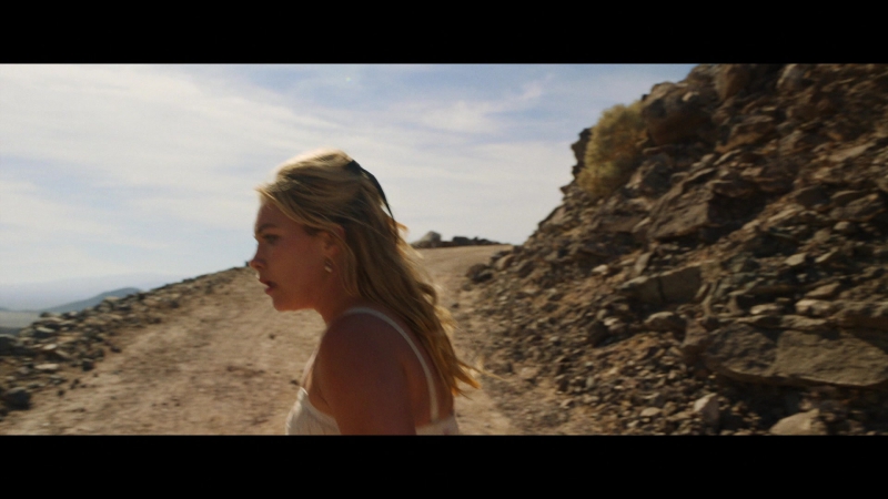 Dont_Worry_Darling_2022_1080p_BluRay__16258.jpg