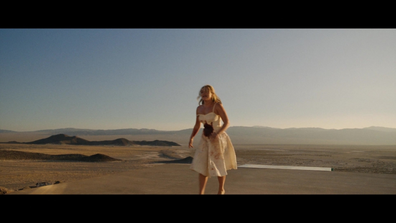 Dont_Worry_Darling_2022_1080p_BluRay__16326.jpg