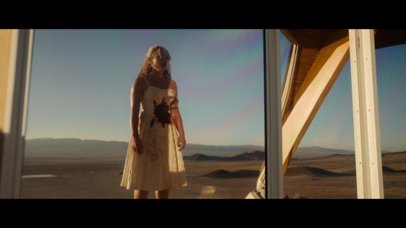 Dont_Worry_Darling_2022_1080p_BluRay__16339.jpg